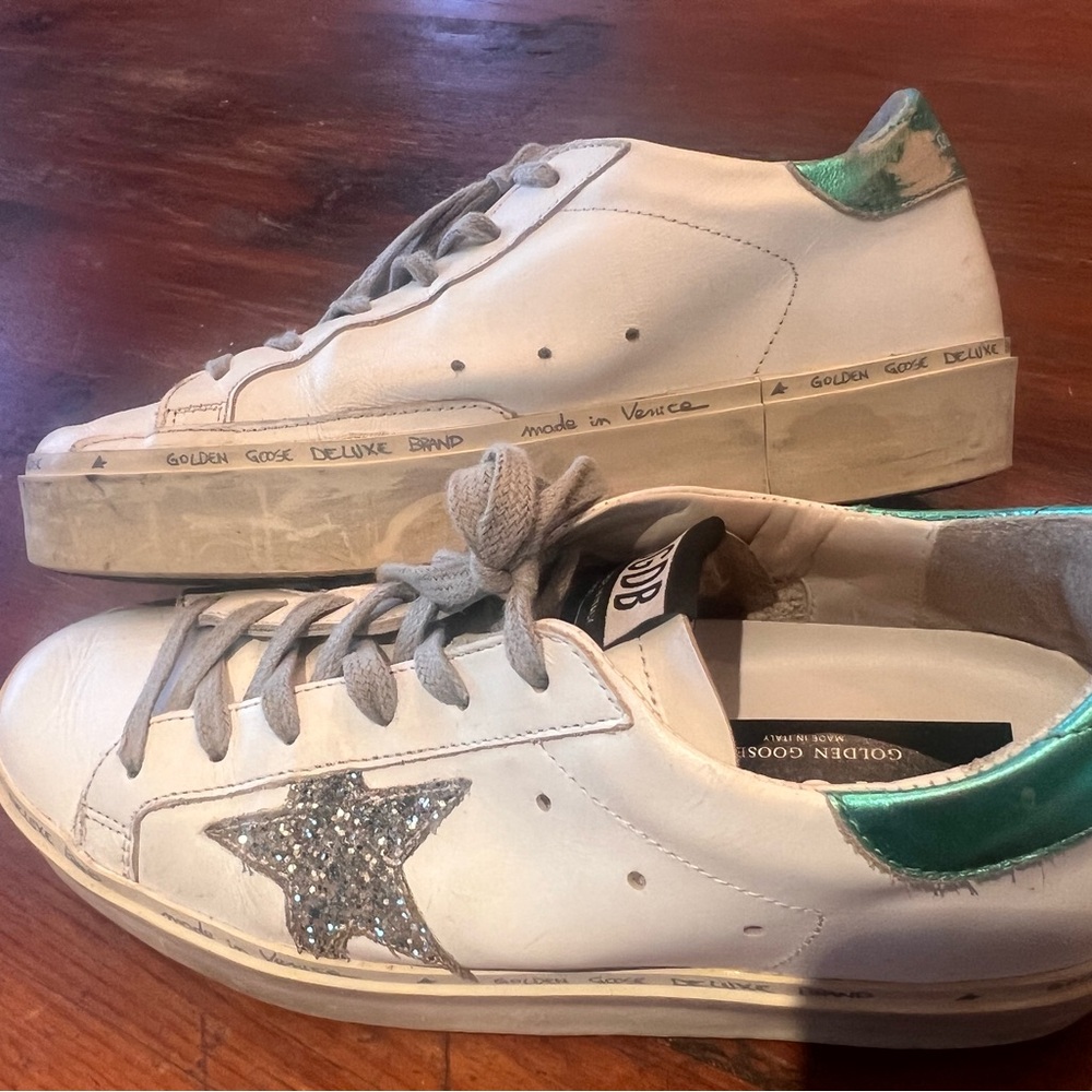 Golden Goose Hi Star White Sneaker with Glitter Star and Teal Heel - Picture 2 of 8